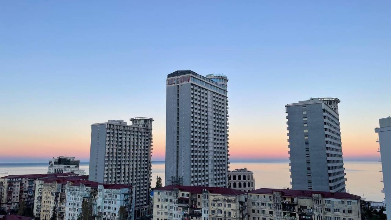Апартаменты Pirosmani 18D, 14 Floor Батуми Экстерьер фото