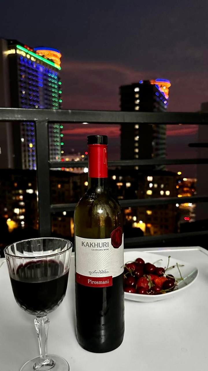 Апартаменты Pirosmani 18D, 14 Floor Батуми Экстерьер фото